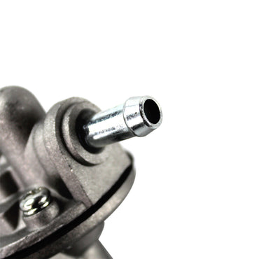 16604-52032 1660452032 Bomba de combustível para Kubota Z482 D662 D722 V2203 MOTOR