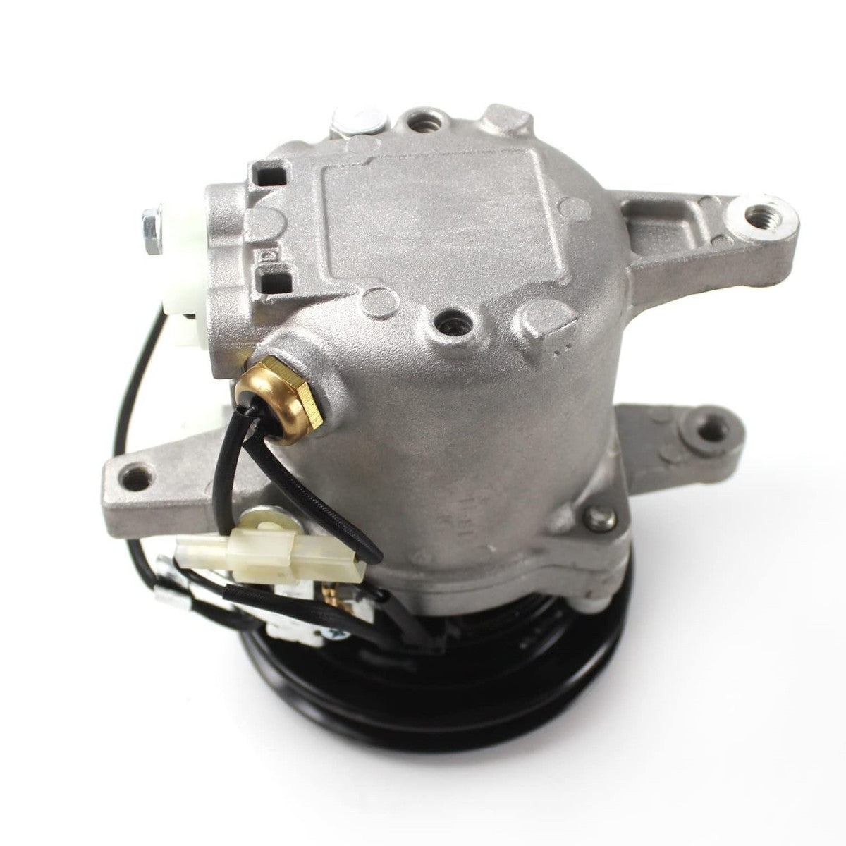 3C581-97590 Air Conditioner Compressor for Kubota M8540 M9540 Tractor - Sinocmp