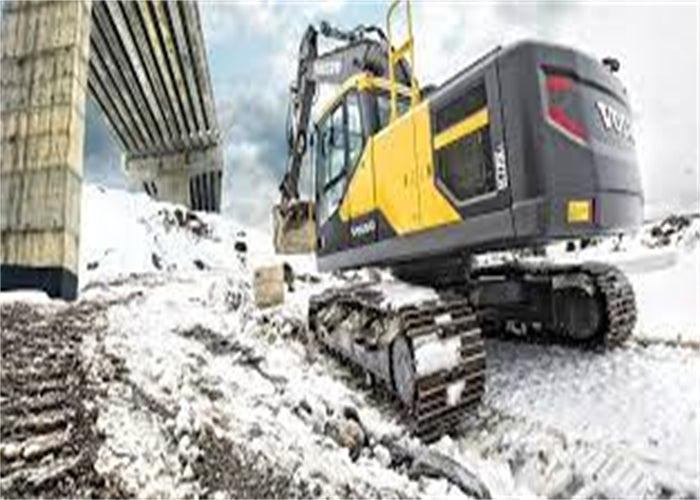 How to Maintain the Excavator in Winter?